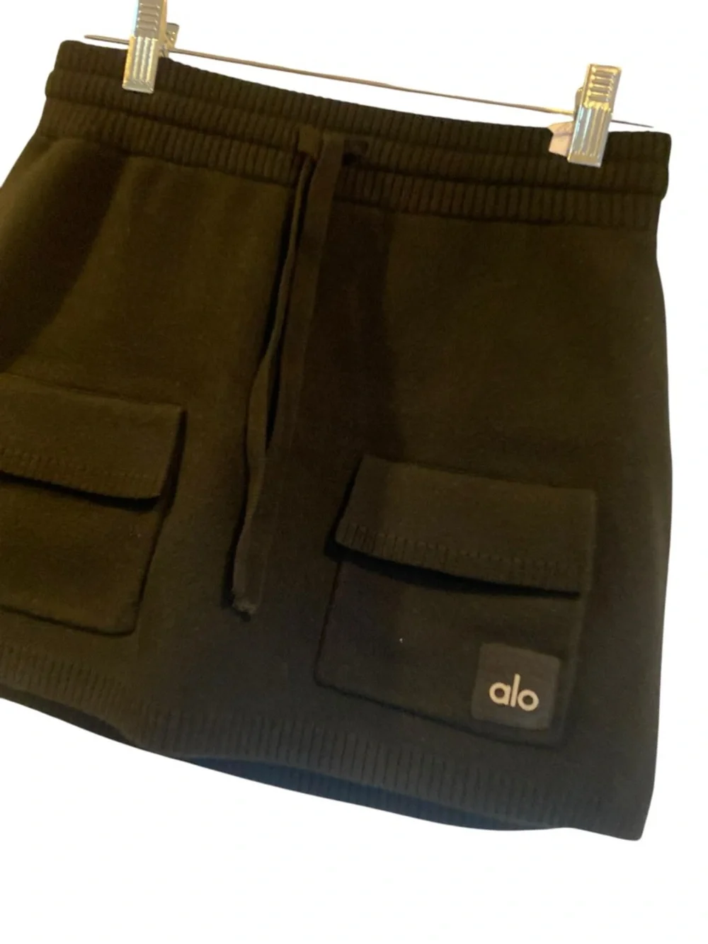 NWT Alo Yoga scholar knit cargo skirt BLACK Size S